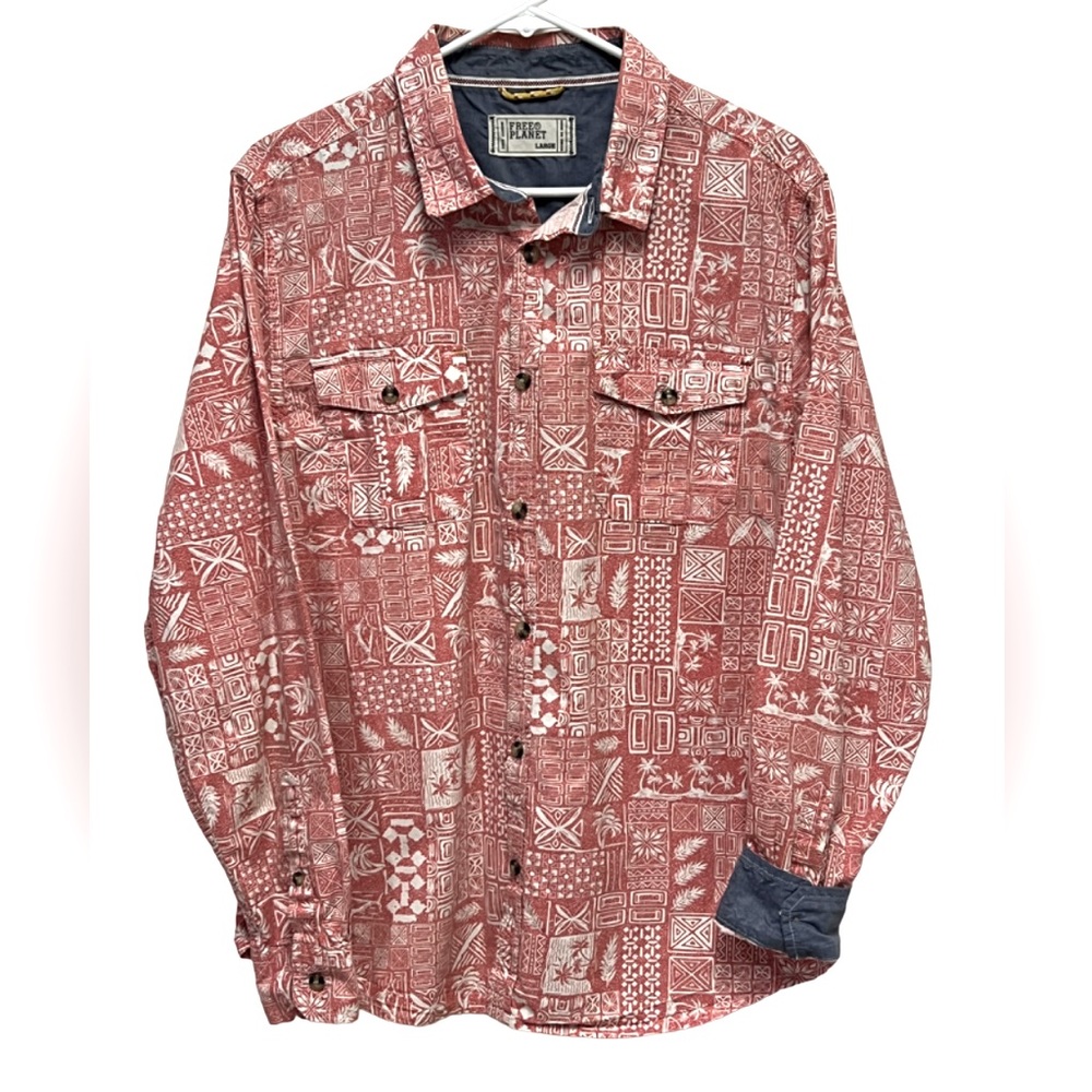 Men’s Free Planet long sleeve button down shirt  contrast inside cuff Large. EUC